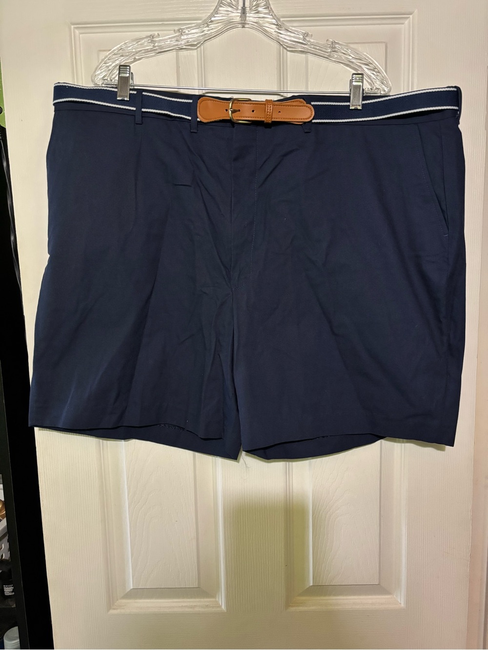 NWOT Vintage Men's Navy Flat-Front Shorts with Tan Belt
